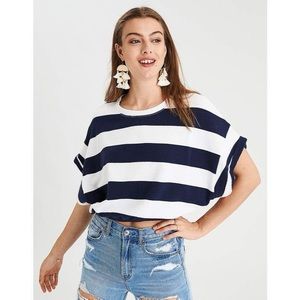 American Eagle | Short Sleeve Cropped Sweatshirt